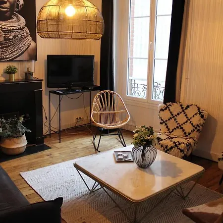 Lanjuinais Apartmán *
